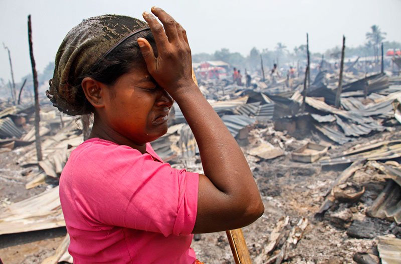 Rohingya girl